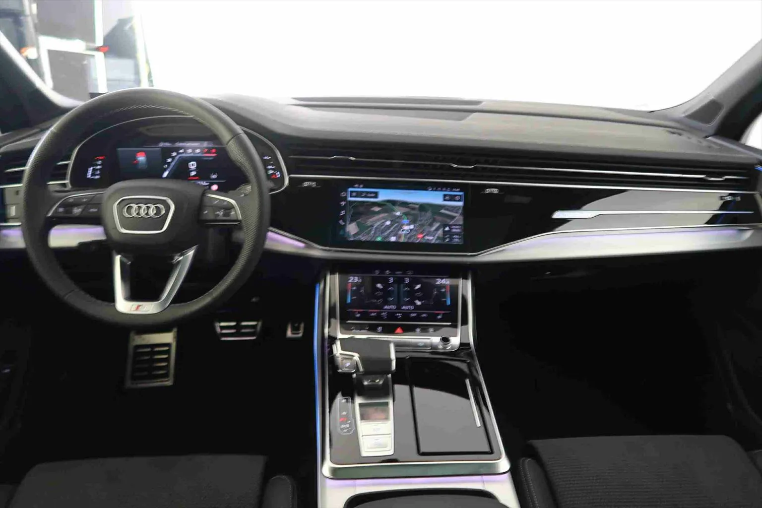 Audi Q7 55 TFSI S-Line quattro tiptronic  Image 5