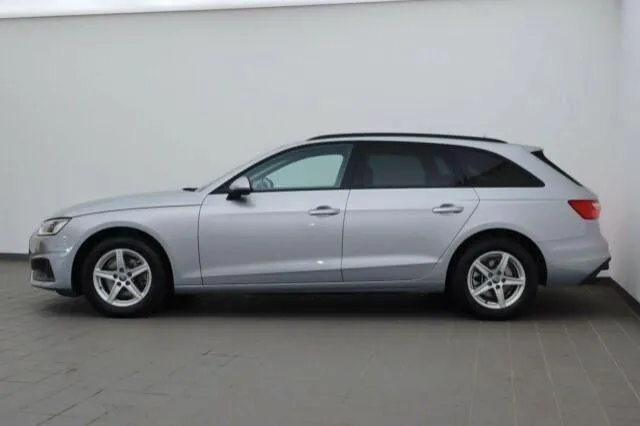 AUDI A4 Image 3